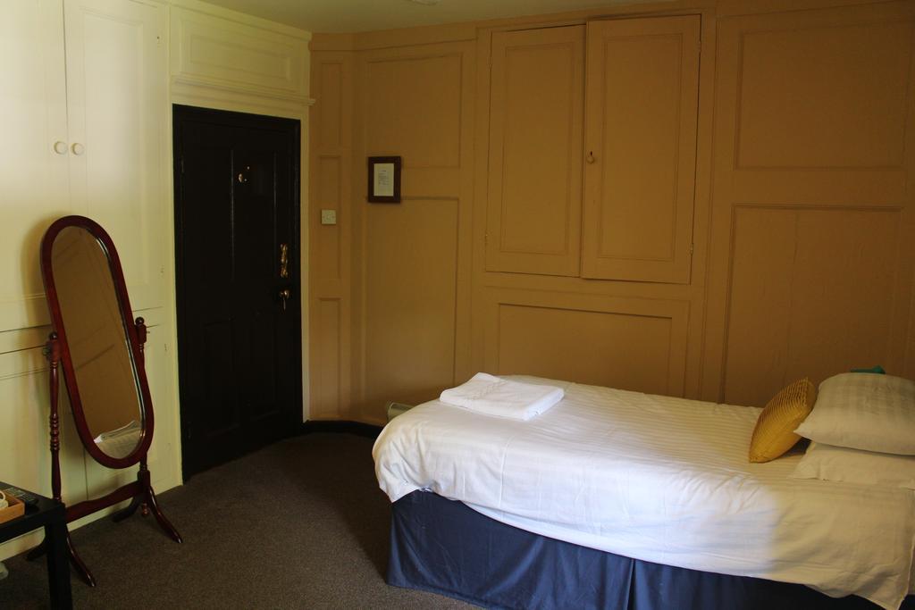The Fat Pigeon Guest House Yeovil Bilik gambar